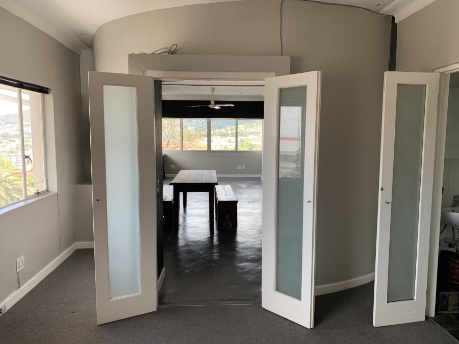 To Let 2 Bedroom Property for Rent in Tamboerskloof Western Cape